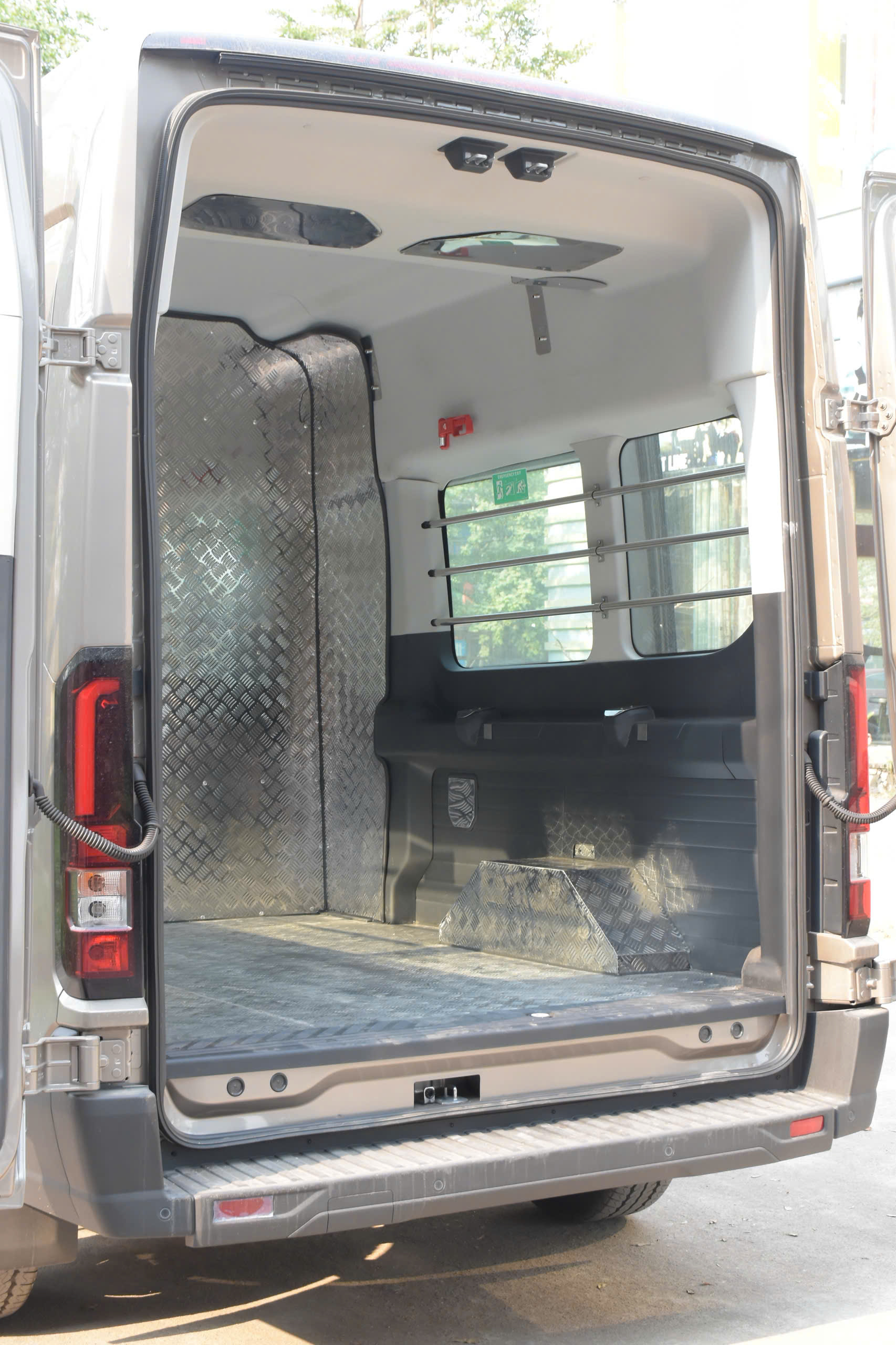 Cập nhật giá xe Ford khuyến mãi mới nhất: Ford Ranger, Ford Everest, Ford Territory,